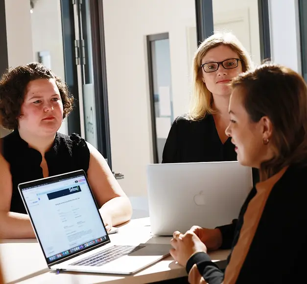 Besprechung sina-Team